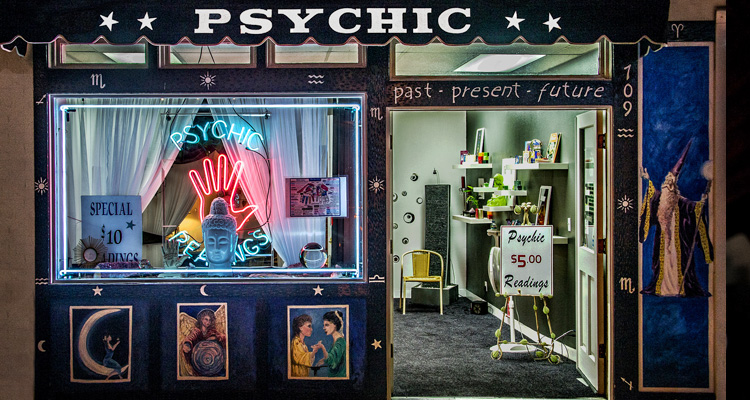 What Are Psychic Readings?